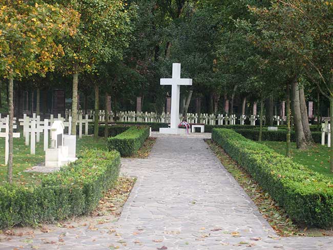 Војно гробље Петржалка - Копчани у Братислави (Vojnový cintorín Petržalka - Kopčany, Bratislava)